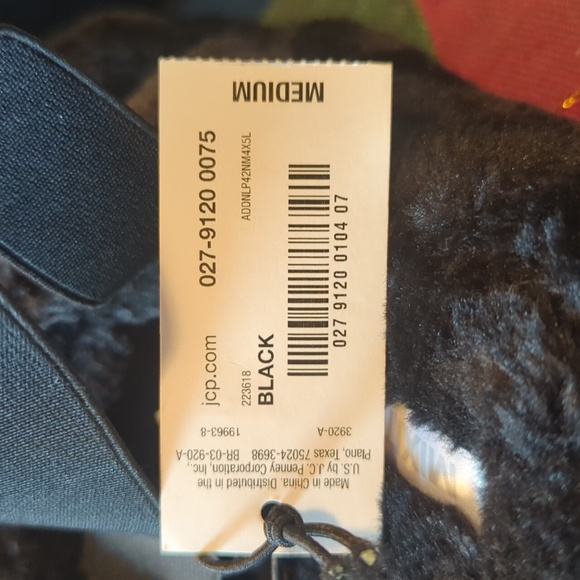 Mixit faux fur ankle strappy slippers black Women's M 7 - 8 soft NEW NWT - Picture 9 of 9